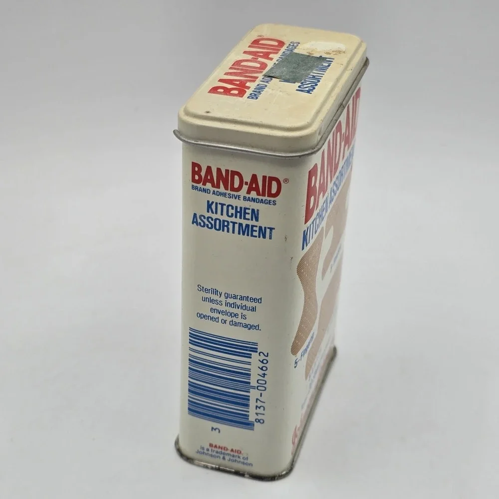 Vintage Band-Aid Kitchen Assortment 20 Sheer Strips Johnson Johnson Tin Box